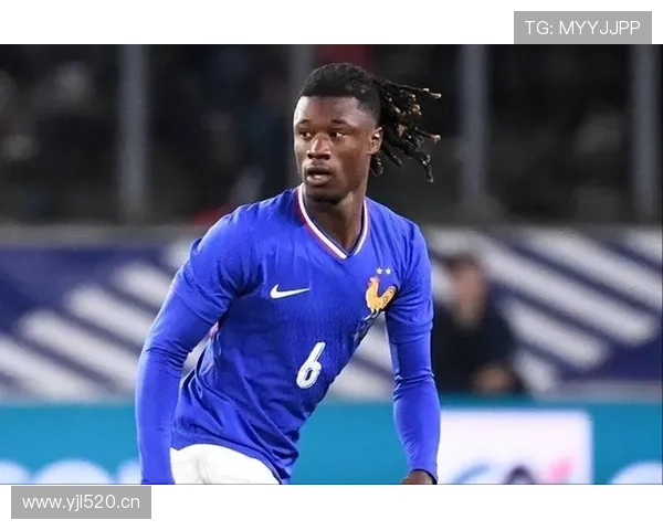 卡马文加：国家队最年轻出场球员之一