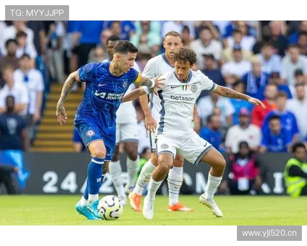 切尔西年轻阵容表现起伏,球队赛季稳定性承压,对争冠形势形成制约 切尔西年轻阵容表现起伏,球队赛季稳定性承压,对争冠形势形成制约